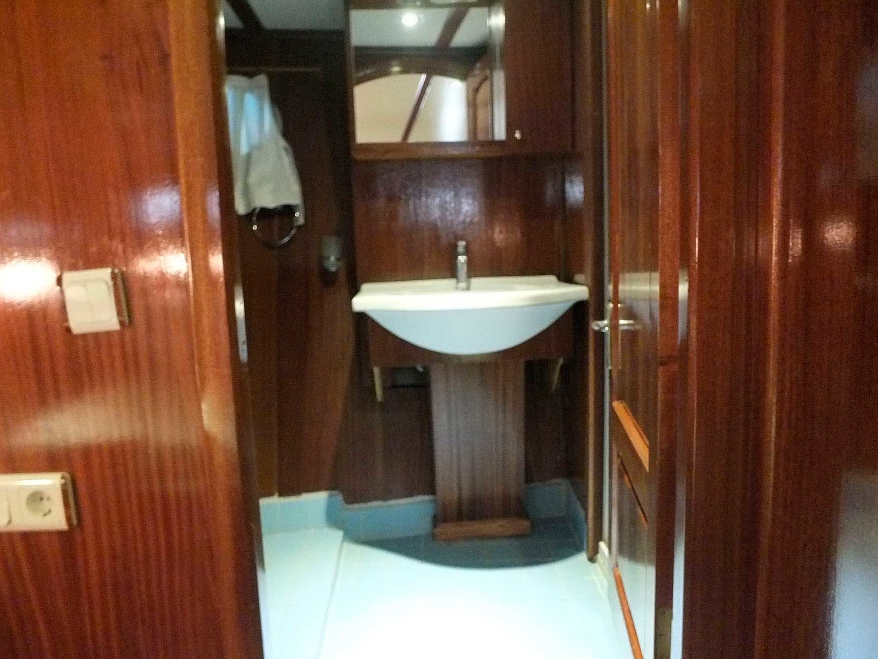 Gulet 115 | Caferoglu 8