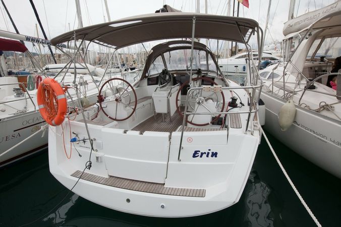 Jeanneau Sun Odyssey 379 | Erin