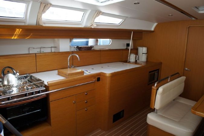 Jeanneau Sun Odyssey 49i | Skazka