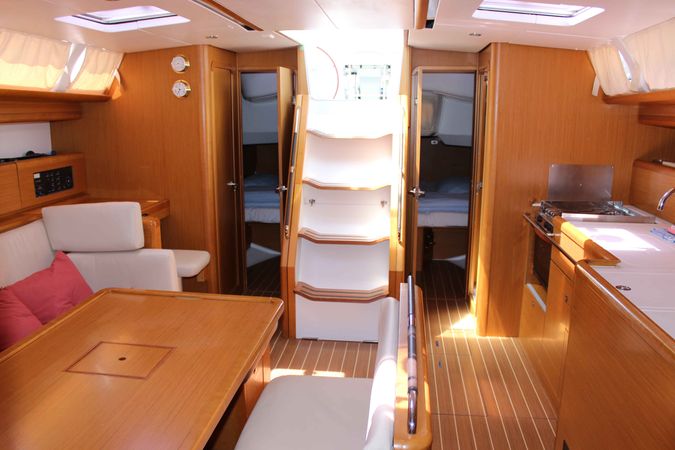 Jeanneau Sun Odyssey 49i | Skazka