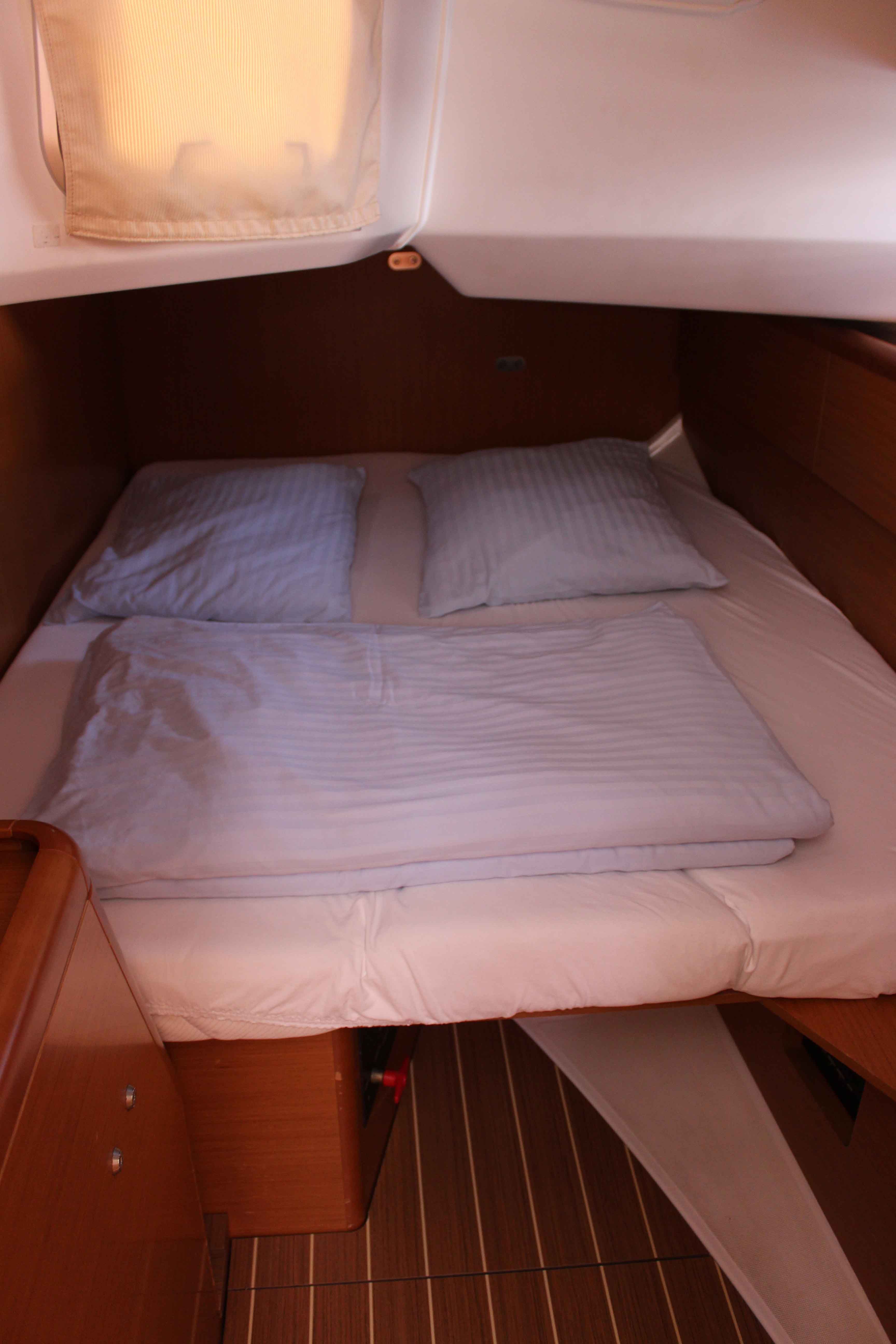Jeanneau Sun Odyssey 49i | Skazka