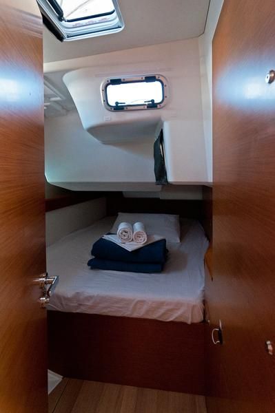 Jeanneau Sun Odyssey 469 | South Kiss