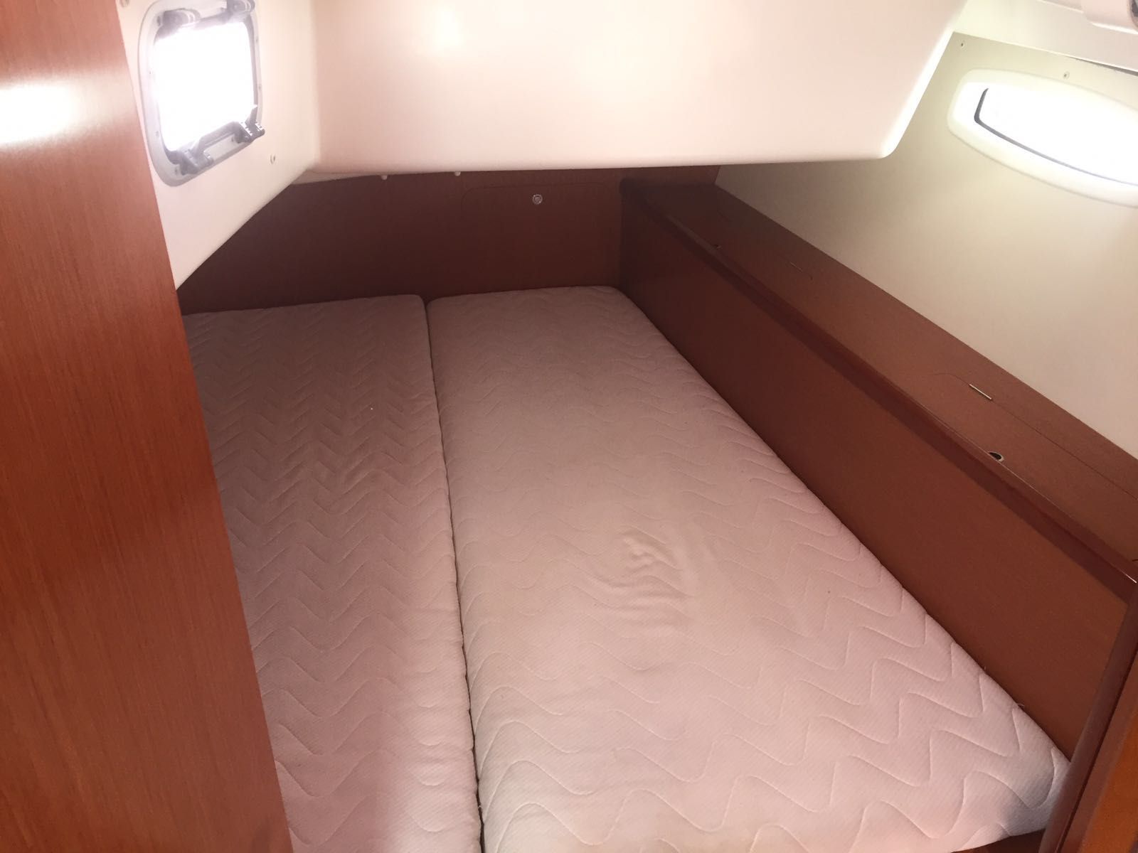 Beneteau Oceanis 43 | Demonio de Tasmania