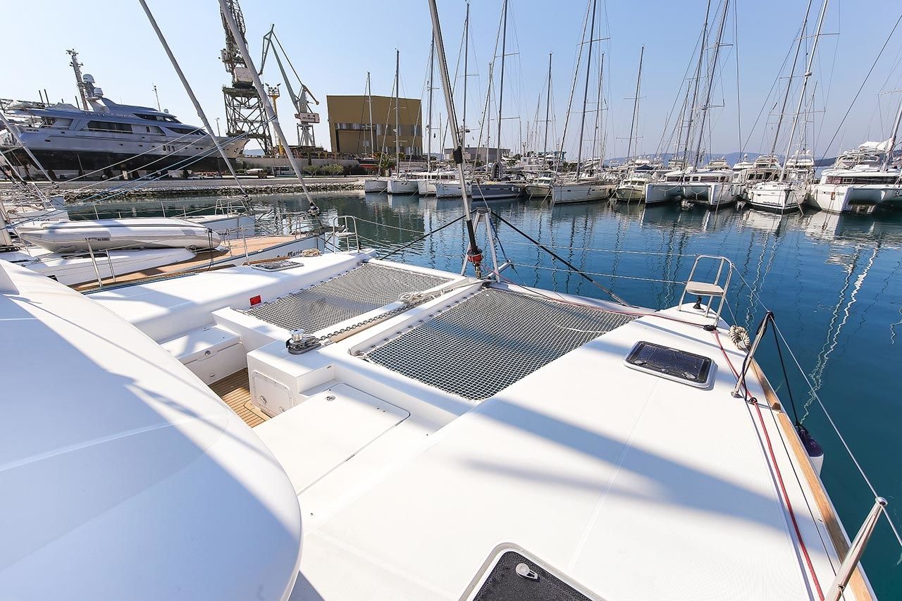 Lagoon 450 F | Yara