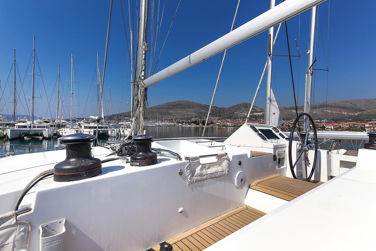 Lagoon 450 F | Yara
