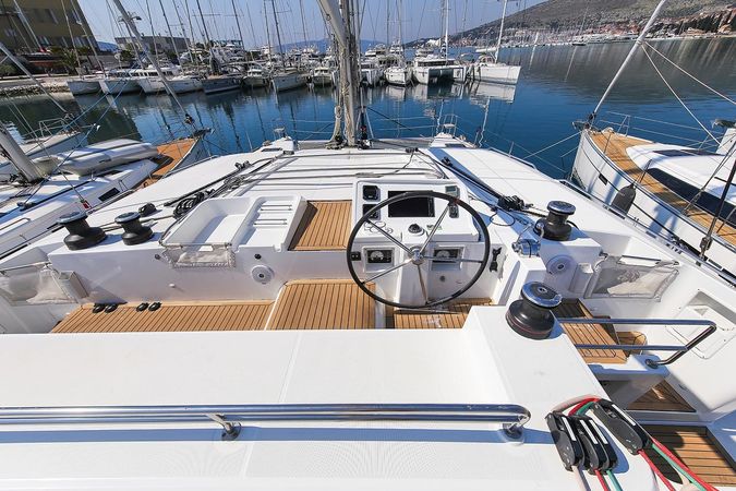 Lagoon 450 F | Yara