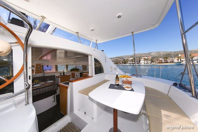 Lagoon 380 S2 | Phoenix