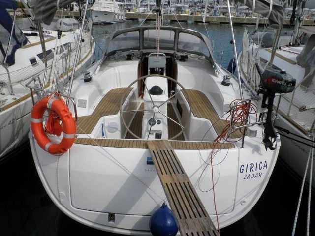Bavaria Cruiser 33 | Girica
