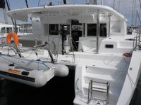 Lagoon 450 F (2013)