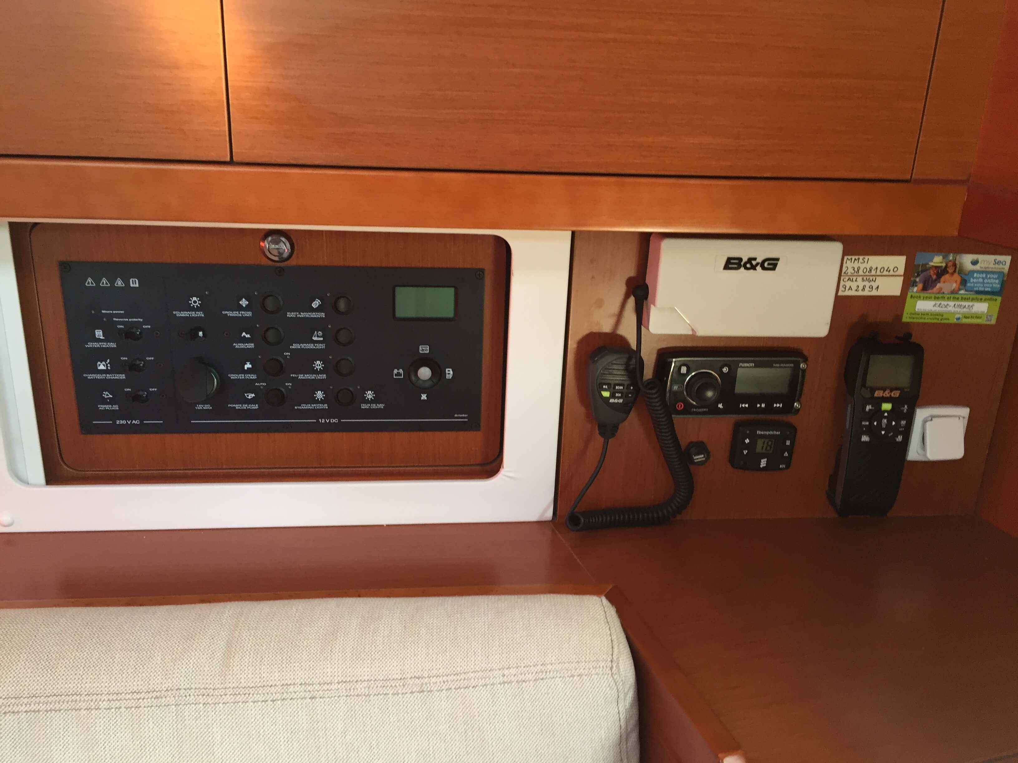 Beneteau Oceanis 45 | Nika