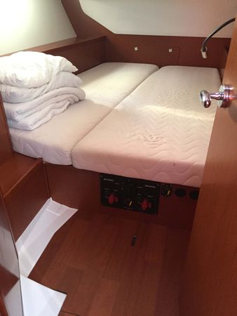 Beneteau Oceanis 45 | Nika