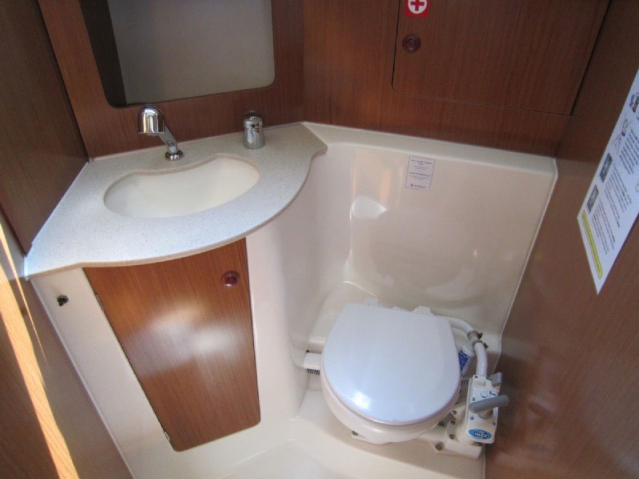 Jeanneau Sun Odyssey 33 | Nena