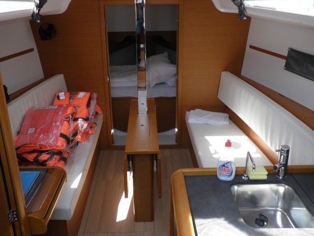 Jeanneau Sun Odyssey 349 | Kora
