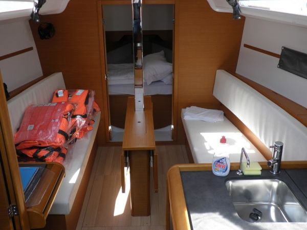 Jeanneau Sun Odyssey 349 | Kora