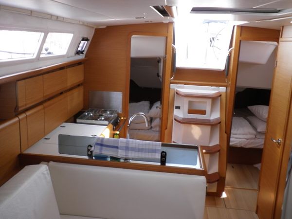 Jeanneau Sun Odyssey 379 | Paloma