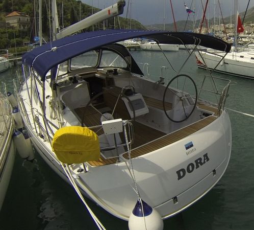Bavaria Cruiser 37 | Dora