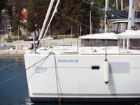 Lagoon 450 F (2012)