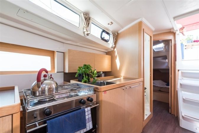Beneteau Oceanis 38 | Rusalka