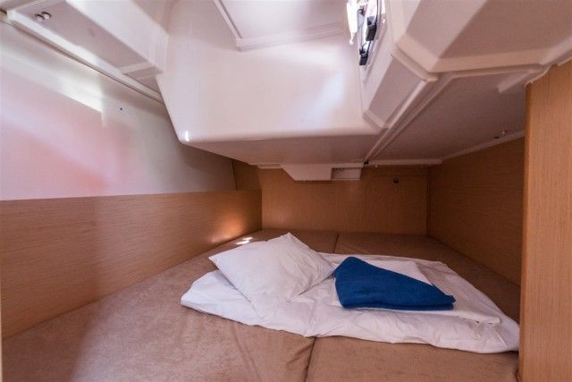 Beneteau Oceanis 38 | Rusalka