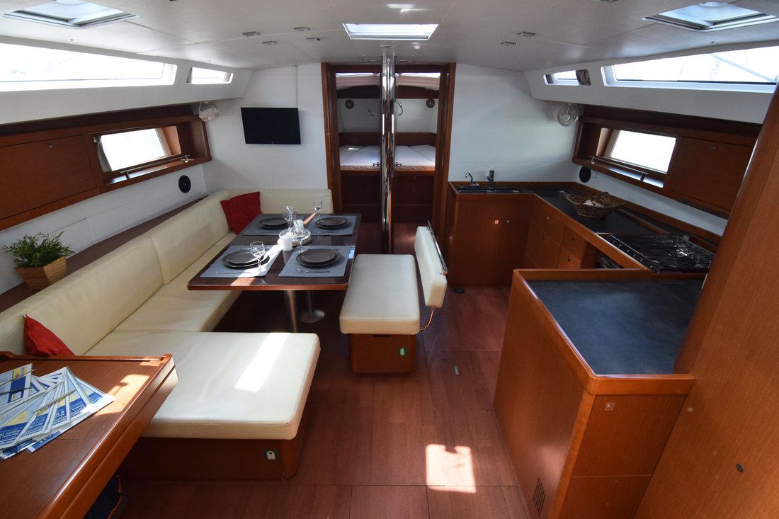 Beneteau Oceanis 48 | Butterfly