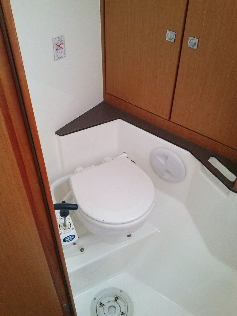 Bavaria Cruiser 37 | Andrea