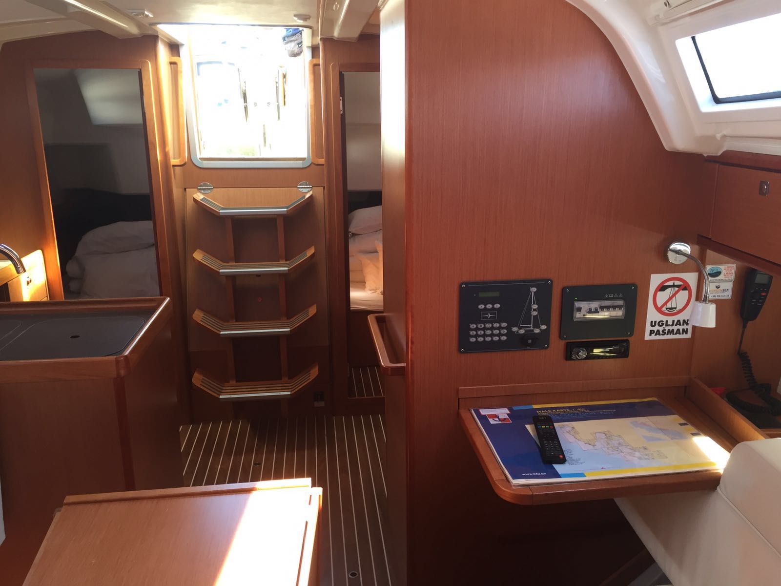 Bavaria Cruiser 37 | Julia