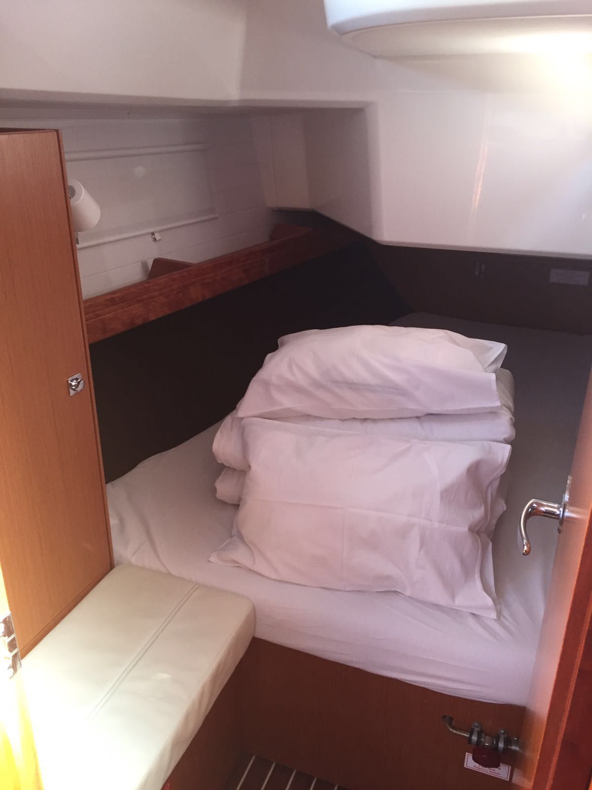 Bavaria Cruiser 37 | Julia