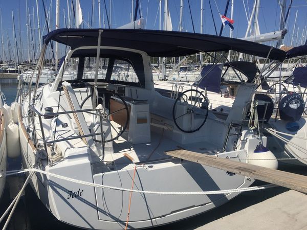 Beneteau Oceanis 38 | Fede