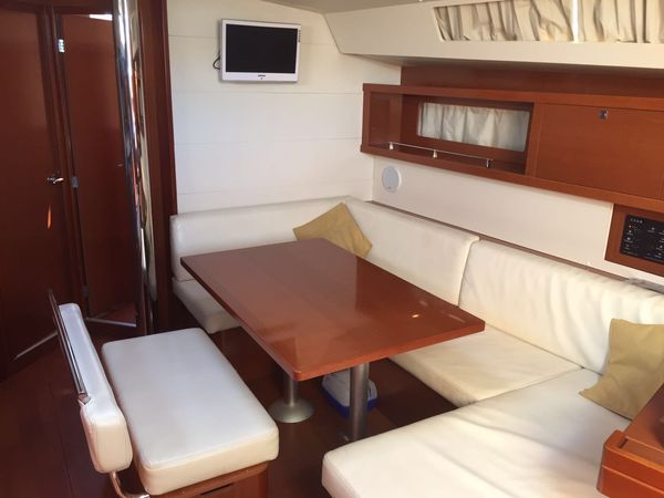 Beneteau Oceanis 45 | Golden Dreams