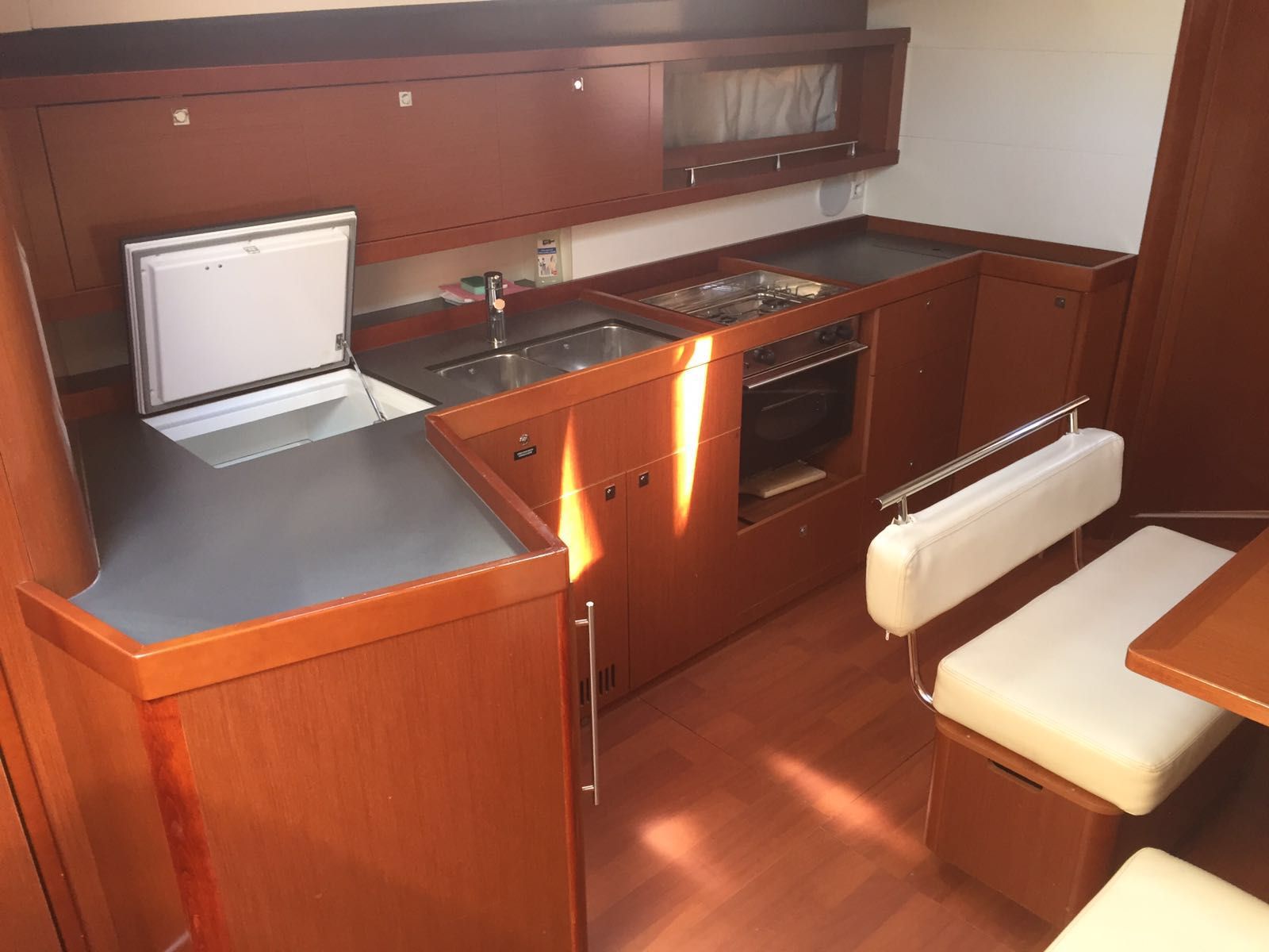 Beneteau Oceanis 45 | Golden Dreams