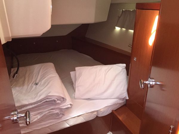 Beneteau Oceanis 45 | Golden Dreams