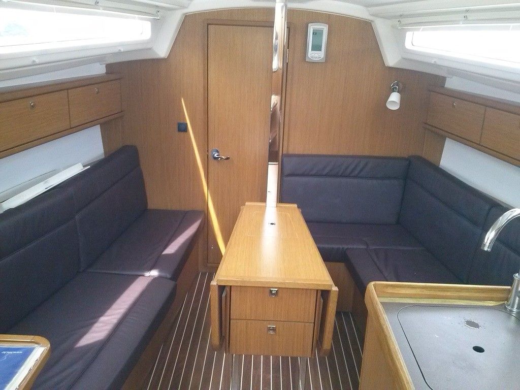 Bavaria Cruiser 33 | Mirella