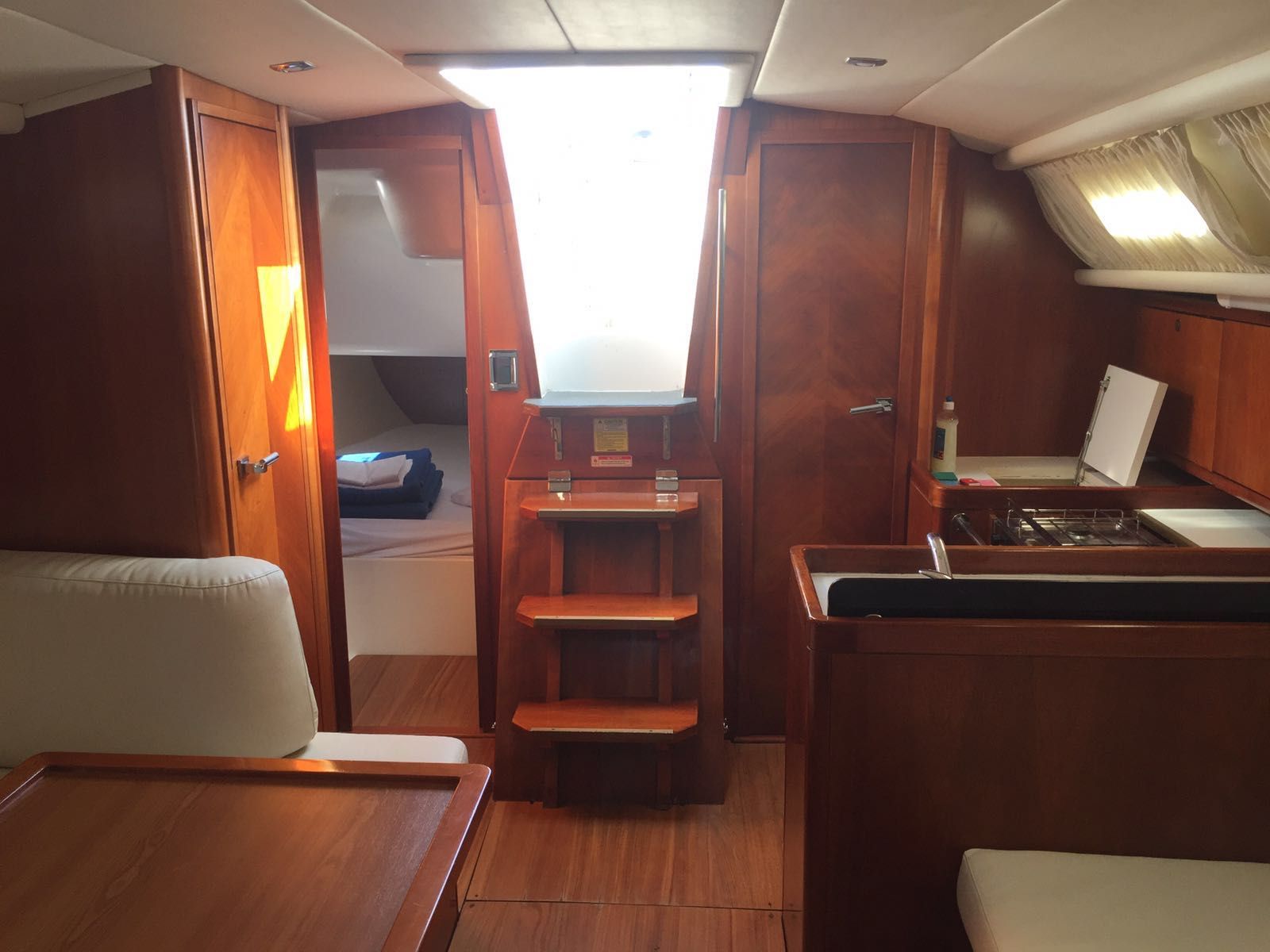 Eminence 40 | White Dreams