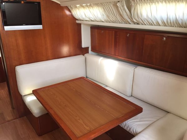 Eminence 40 | White Dreams