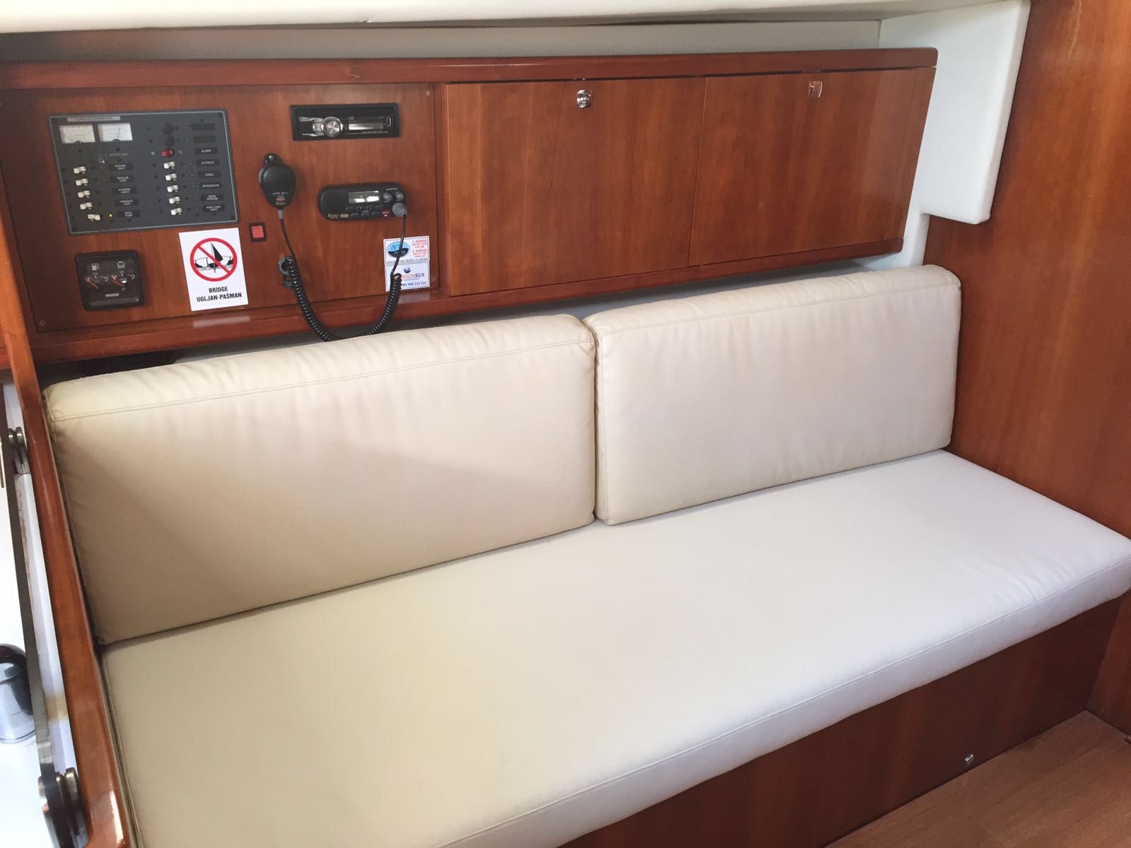 Eminence 40 | White Dreams