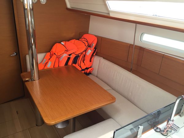Jeanneau Sun Odyssey 379 | Orion