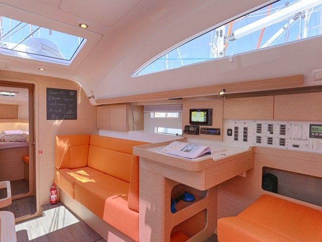 Elan 45 Impression | Lion