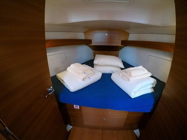 Dufour 382 | Major Tom