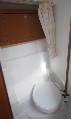 Beneteau Oceanis 43 | Queen Ann