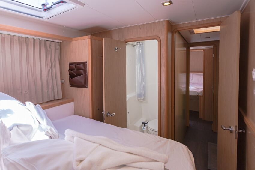 Lagoon 400 S2 | Sunshine