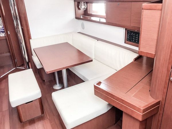 Beneteau Oceanis 45 | Foxtrot