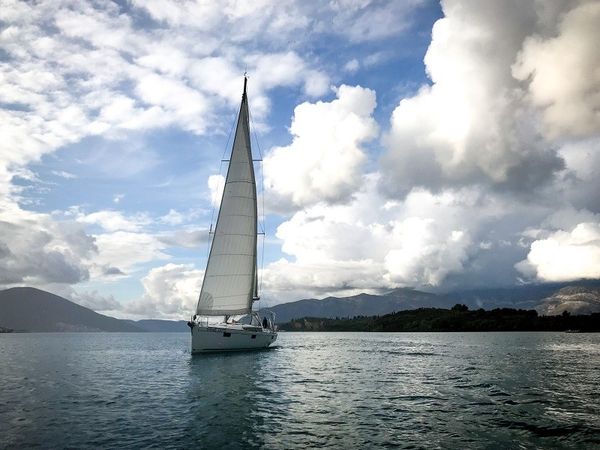 Beneteau Oceanis 48 | Blues
