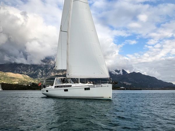 Beneteau Oceanis 48 | Blues