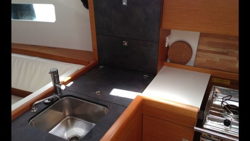Jeanneau Sun Odyssey 349 | Papatheo