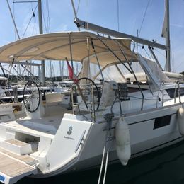 Beneteau Oceanis 48 | Luna Rossa