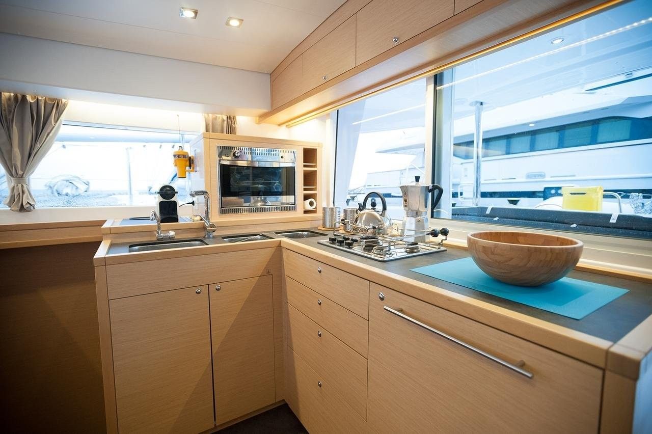 Lagoon 400 S2 | Lady Dom