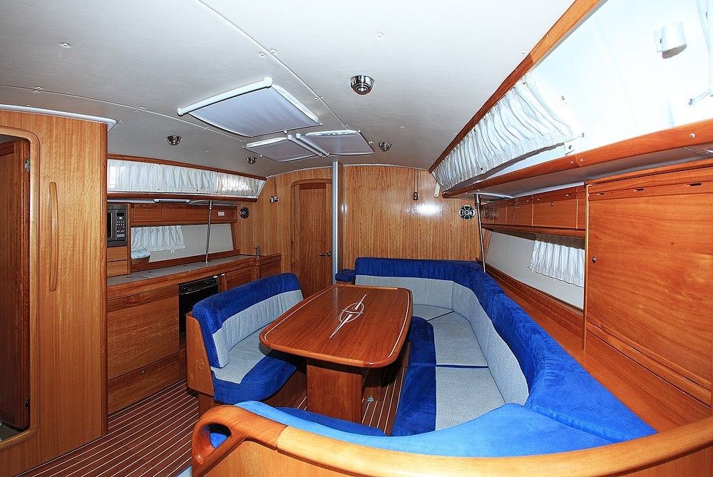 Bavaria Cruiser 40 | Fenix