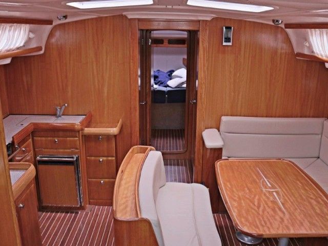 Bavaria Cruiser 46 | Maestral