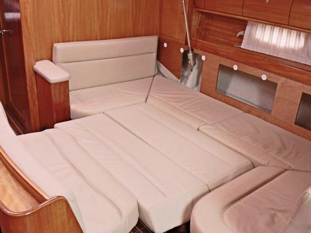 Bavaria Cruiser 46 | Maestral