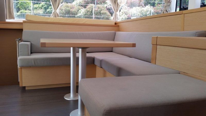 Lagoon 400 S2 | Summertime